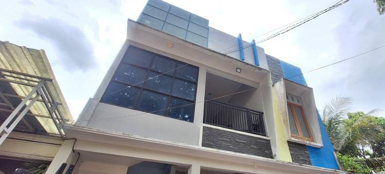 OYO Life 93186 HKP 民宿伊斯兰(Hkp Homestay RedPartner Blitar)图片