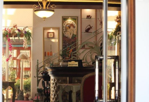 2 KITARRAT Boutique Hotel & SPAHotel Overview