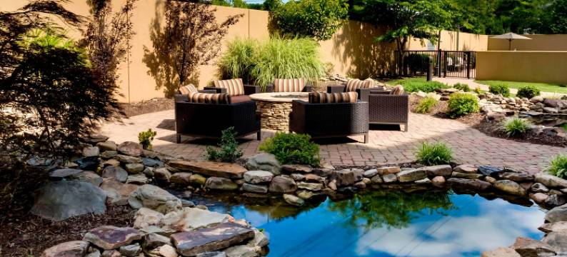 斯泰茨维尔莫尔斯威尔/诺曼湖万怡酒店(Courtyard Statesville Mooresville/Lake Norman)图片