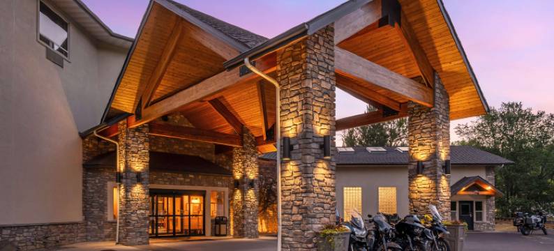 河岸贝斯特韦斯特优质酒店(Best Western Lodge at Rivers Edge)图片