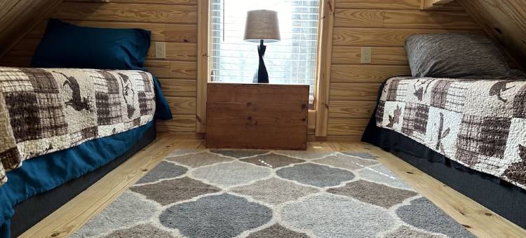 Cozy 1 Br Cabin with Loft, Close to Golf, French Lick and Patoka Lake图片
