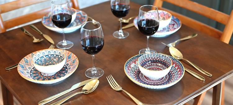 Two Stunning Lakefront Cabins w/ Hot Tubs on 25 Acre Nature Retreat图片