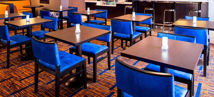 宾厄姆顿万怡酒店(Courtyard Binghamton)图片