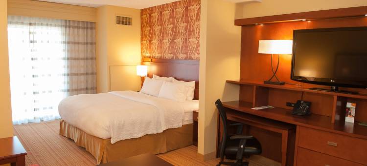 匹兹堡北/蔓越莓乡伍德万怡酒店(Courtyard Pittsburgh North/Cranberry Woods)图片