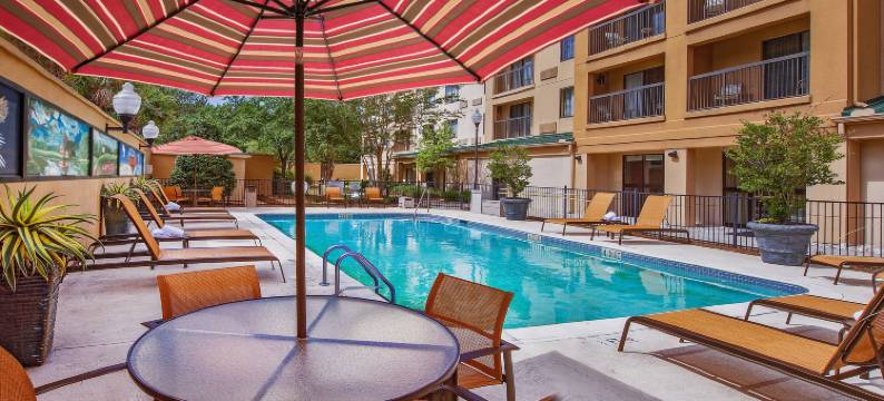 北查尔斯顿机场/体育馆万怡酒店(Courtyard North Charleston Airport/Coliseum)图片