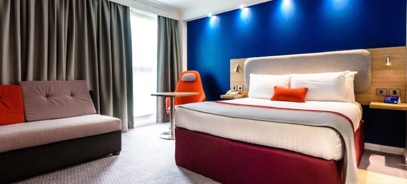 朴次茅斯冈沃夫码头智选假日酒店(Holiday Inn Express PORTSMOUTH - GUNWHARF QUAYS by IHG)图片