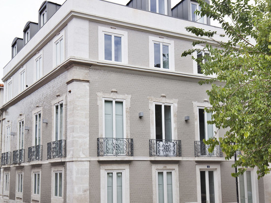 里斯本科姆布罗7号五星级公寓