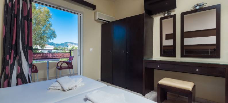 加拿大酒店(Canadian Hotel)图片