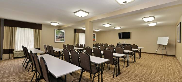 纳什维尔机场品质套房酒店(Quality Suites Nashville Airport)图片