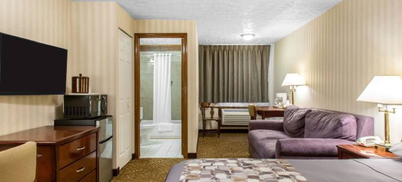 布兰福尔德 - 吉尔福德罗德威套房酒店(Rodeway Inn & Suites Branford - Guilford)图片