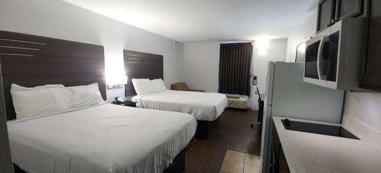 北查尔斯顿郊区酒店-I-526(Suburban Studios North Charleston I-526)图片