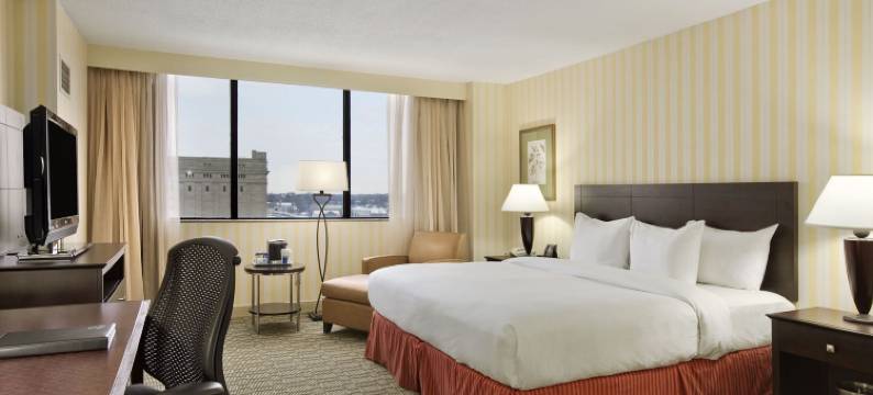 韦恩堡大韦恩会议中心希尔顿酒店(Hilton Fort Wayne at the Grand Wayne Convention Center)图片