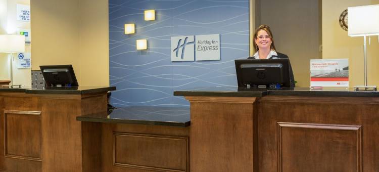 智选假日套房酒店莫尔特里(Holiday Inn Express & Suites Moultrie)图片