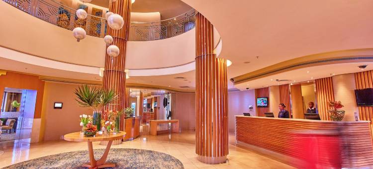 太阳海滩太阳广场塔酒店(Suncoast Hotel & Towers)图片