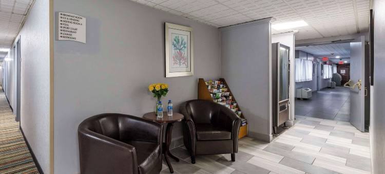 品质酒店-奥斯汀镇-扬斯敦西部(Quality Inn Austintown-Youngstown West)图片