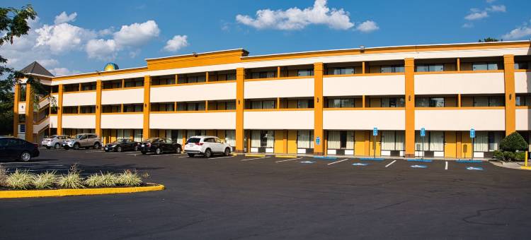 亚历山德里亚戴斯酒店(Days Inn by Wyndham Alexandria)图片