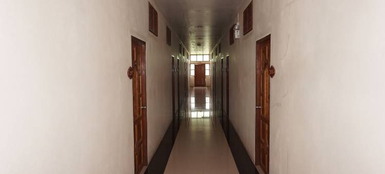 波南鲁米特酒店(Pornnarumirt Hotel)图片