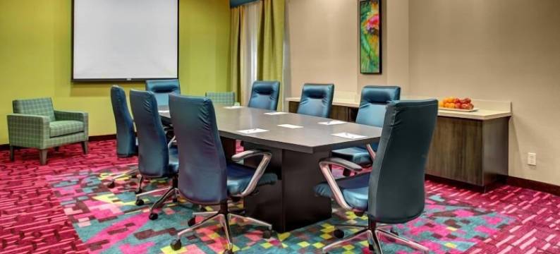 迈阿密椰林珊瑚山墙欢朋酒店(Hampton Inn Miami-Coconut Grove/Coral Gables)图片