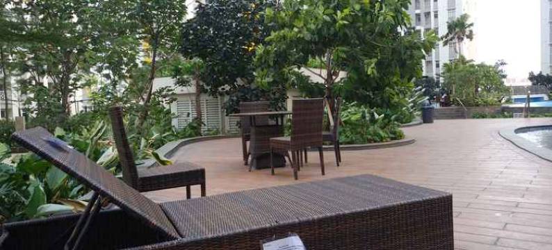 Simply and Cozy 2Br at Springlake Summarecon Bekasi Apartment by Travelio图片