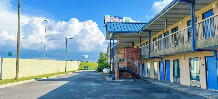 位于瓦尔多斯塔附近的Hahira Inn By OYO(Hahira Inn by OYO Near Valdosta)图片