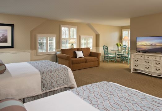 Chatham Wayside Inn Hotel Overview