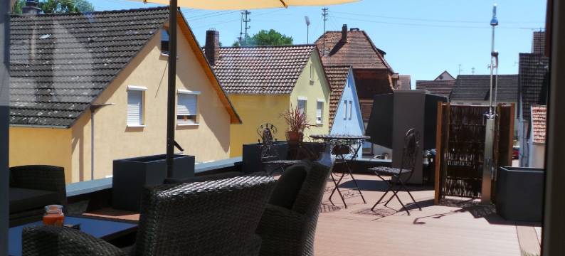 塔乌贝尔阳光旅馆(Tauber Sonnen Lodge)图片