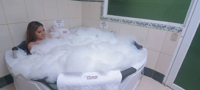 维多利亚套房青年旅舍(Victoria Suites Hotel)图片