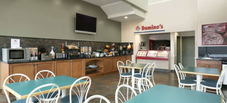 华美达梅里特酒店(Ramada Limited Merritt)图片