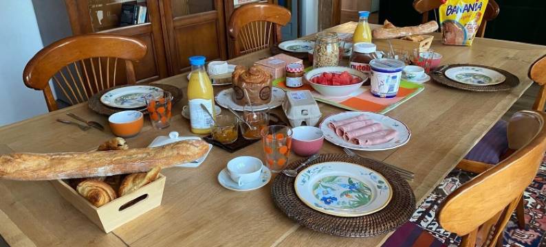 拉佩鲁什庄园(Domaine la Perruche Parenthèse poétique Vue Mont-Saint-Michel & Petit-déjeuner Festin)图片