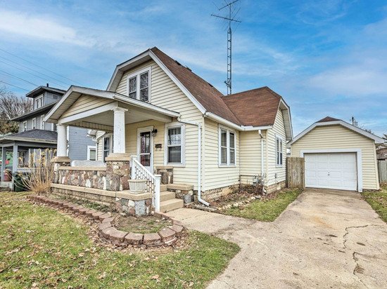 靠近市区的迷人Urbana家！