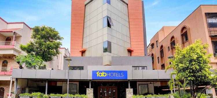 Fabhotel Ratna Regency图片