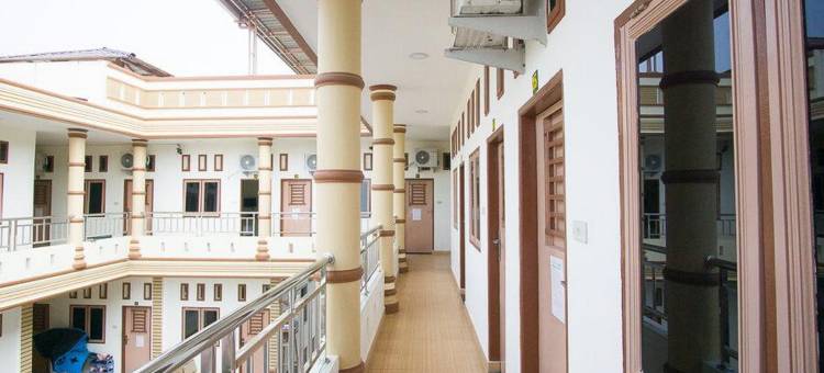 红多兹酒店@佩马塔斯安塔2号(RedDoorz @ Pematangsiantar 2)图片