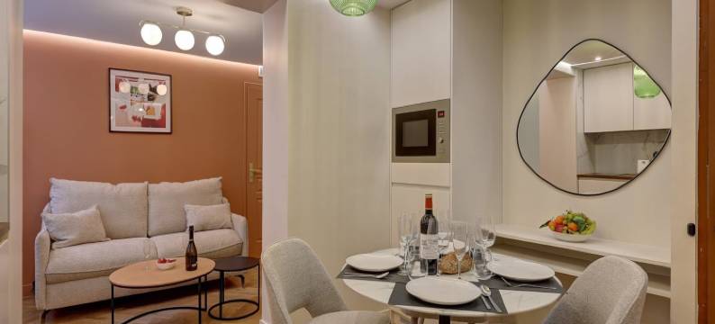 Apartment  AC Champs de Mars  Eiffel Tower by Studio Prestige图片