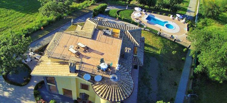 Villa near Lake Bolsena with Pool图片
