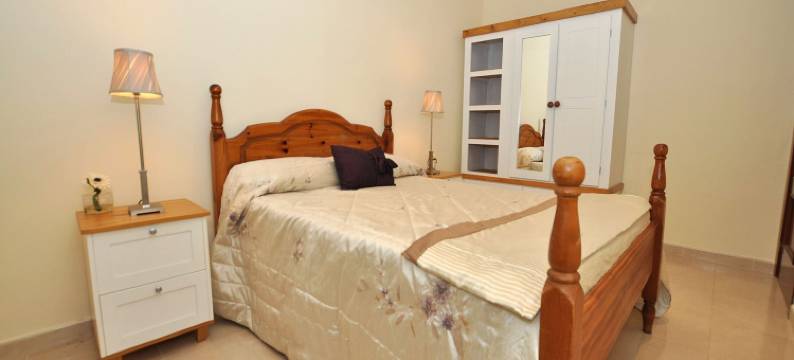 Holiday Home in Empuriabrava with Private Pool图片