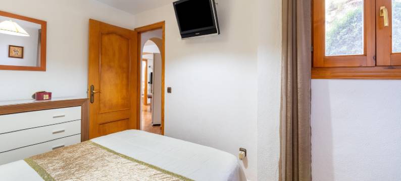 Apartment in Spain near Scenic Coastline图片