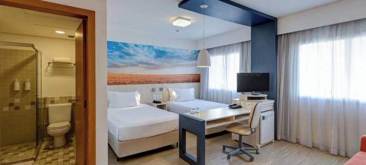 阿尔法维尔舒适套房酒店(Comfort Suites Alphaville)图片