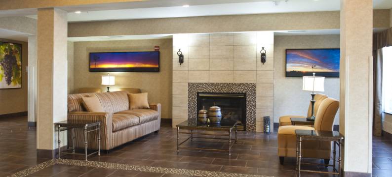 Holiday Inn Express 瓦拉瓦(Holiday Inn Express WALLA WALLA by IHG)图片