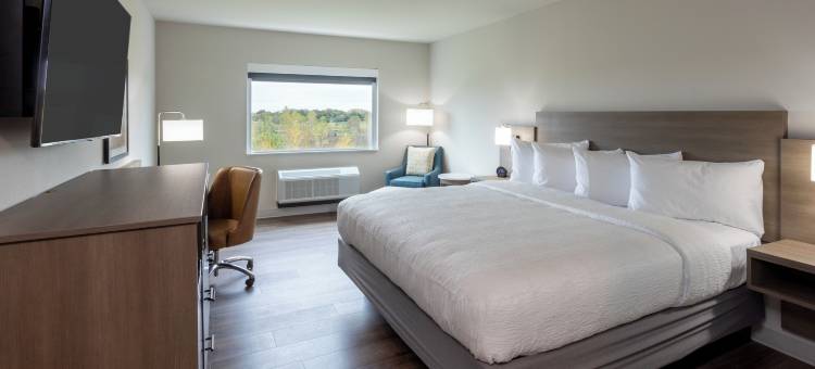 考卡纳的格兰德斯泰酒店及套房(GrandStay Hotel & Suites Kaukauna)图片