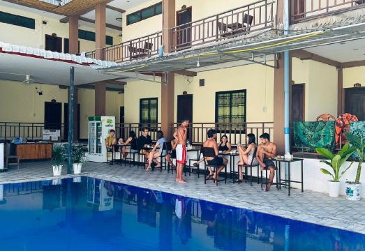 Vang Vieng Global HostelHotel Overview
