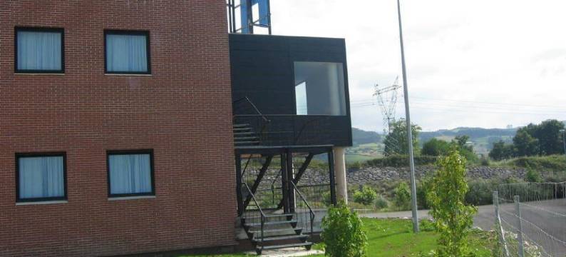 桑蒂拉纳酒店(Puerta de Santillana)图片