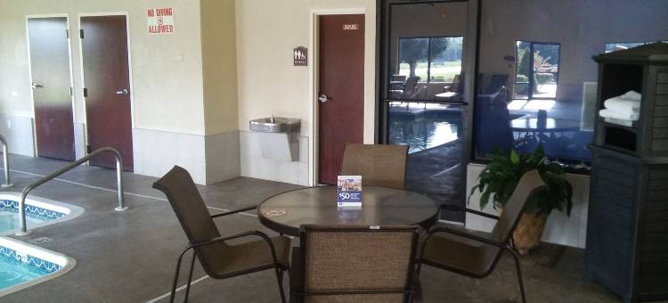 斯普林菲尔德机场贝斯特韦斯特优质酒店(Best Western Plus Springfield Airport Inn)图片