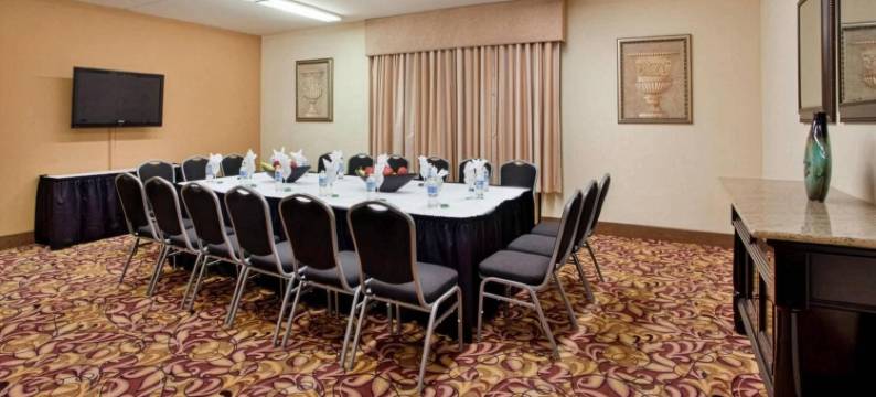 匹兹堡机场客栈及套房(Pittsburgh Airport Inn and Suites)图片