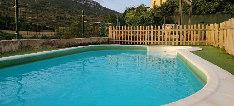 Mansion in Salinillas with Private Pool图片