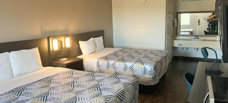 阿肯色州奥扎克 6 号汽车旅馆(Motel 6 Ozark, AR)图片