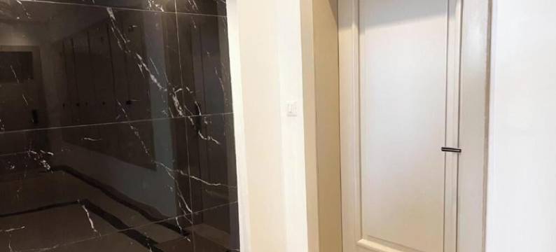 七层楼(Seven Floors)图片