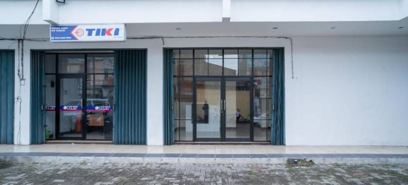 红多兹酒店-近唐格朗车站(RedDoorz Near Stasiun Tangerang)图片