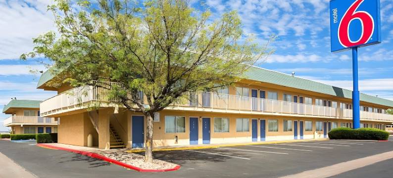 霍尔布鲁克6号汽车旅馆(Motel 6 Holbrook, AZ)图片