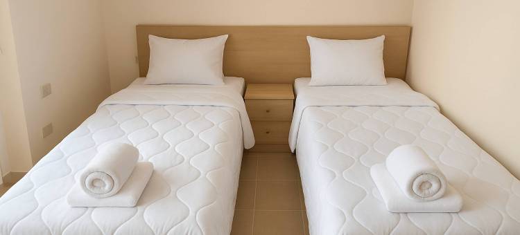 Charming Guest Room with Private Entrance Near Paradise Beach图片