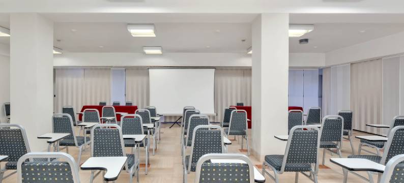 B&B Hotel Habitat Giussano图片